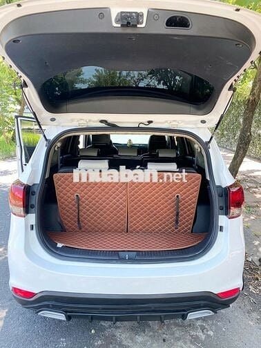 Cần bán xe Kia Rondo 2016  - MT - Trắng