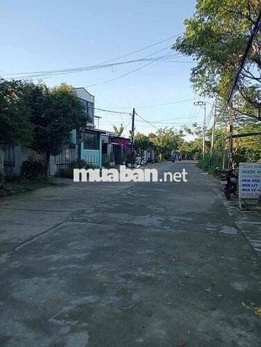 Bán lô đất đẹp Mặt tiền đường chính quan châu phường hòa xuân