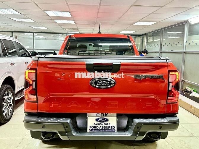 Raptor Đi Lướt 3.700km Lên Đủ Đồ Xe Bán Tại Ford