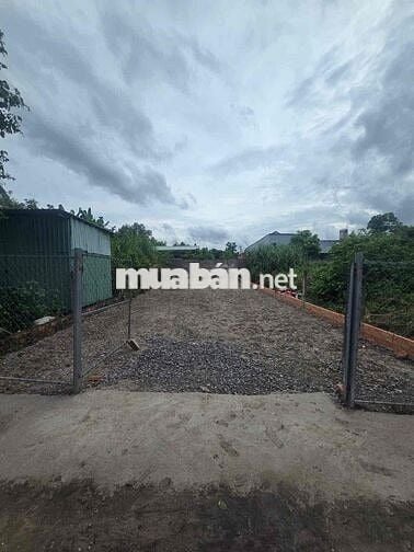 Bán đất nền củ chi full thổ cư ngay khu dân cư 7x23m Giá 2ty1