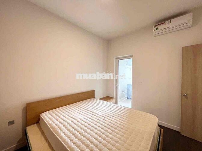 căn hộ 2 phòng ngủ 2WC. chung cư Golden Mansion. gần sân bay TSN