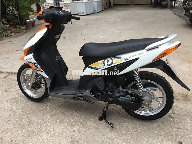 HONDA CLICK MÀU TRẮNG CHÍNH CHỦ TỪ ĐẦU NGUYÊN ZIN