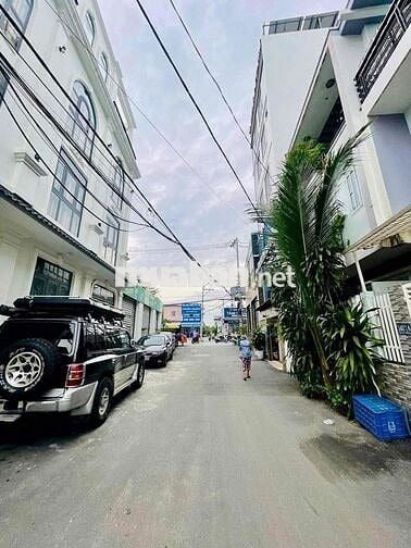 cô chú gửi bán Biệt thự thạnh lộc quận 12 giáp gò vấp 3 tầng 7x19m