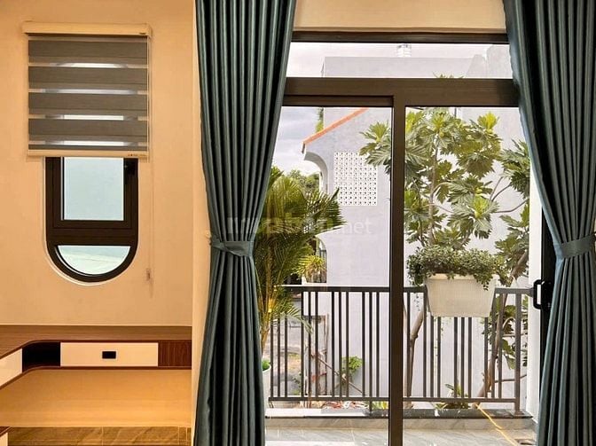 NHÀ ĐẸP 2 CĂN LIỀN KỀ MỚI XÂY , SÁT KHU CÔNG VIÊN LỚN 150HA