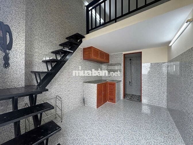 CĂN HỘ CÓ MÁY LẠNH - CỬA SỔ TRỜI NGAY ĐH IUH CS3 - ĐH NTT -NGUYỄN OANH