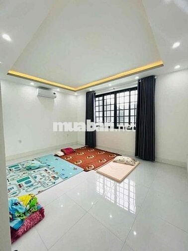 CHO THUÊ NHÀ 2 LẦU ĐẦY ĐỦ NỘI THẤT KHU DÂN CƯ 586
