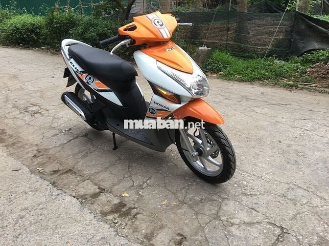 HONDA CLICK MÀU TRẮNG CHÍNH CHỦ TỪ ĐẦU NGUYÊN ZIN