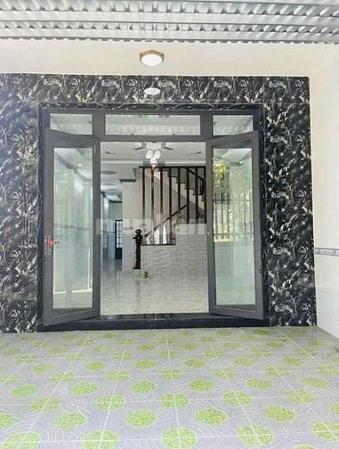 VỠ NỢ Bán gấp đất 2MT Song Hành và TH135, Hóc Môn được 110m2 Sổ Hồng R