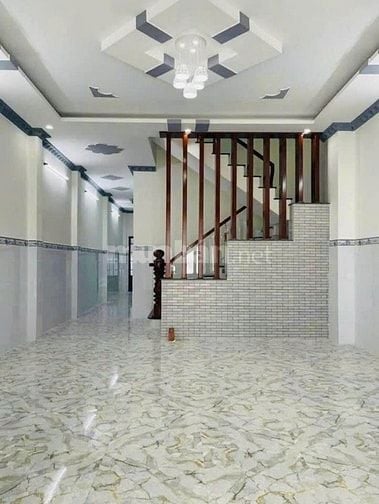 VỠ NỢ Bán gấp đất 2MT Song Hành và TH135, Hóc Môn được 110m2 Sổ Hồng R