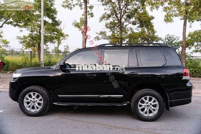 Toyota Land Cruiser 2016 Đẹp xuất sắc