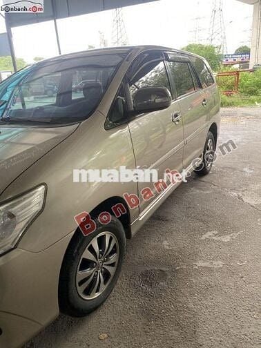 Toyota Innova 2.0E – Đời 2015 – Giá 285 triệu