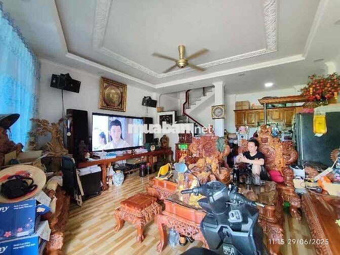 NHÀ ĐẸP 4Tầng, CHẲNG KHÁC GÌ MT, HIỆP THÀNH 43, Q12, DTSD 206m2,