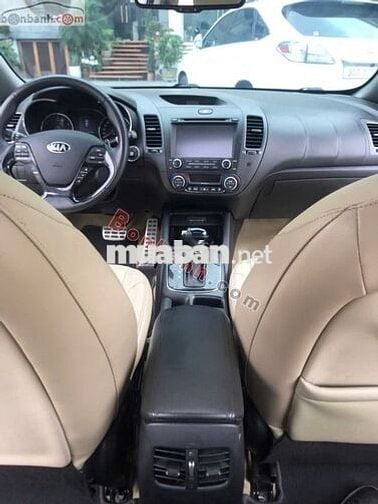 Cerato 1.6AT 2018 màu trắng 5v