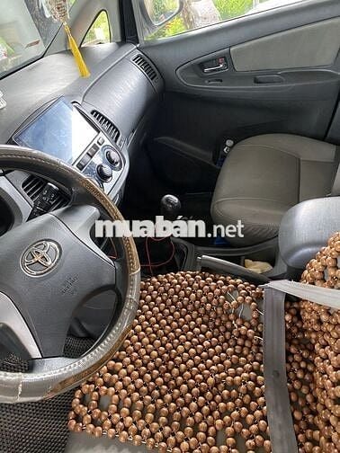 Toyota Innova 2012 E - 70000 km