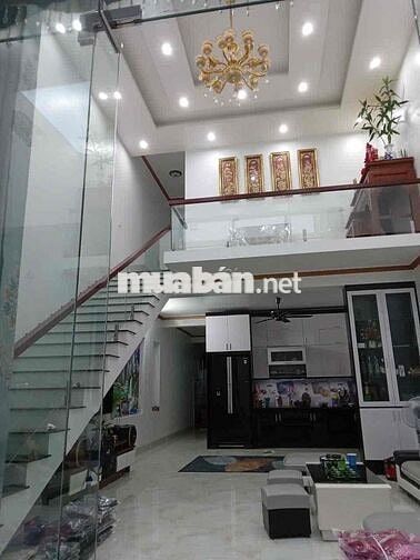 chính chủ cần bán căn nhà 5-18 sieu đẹp