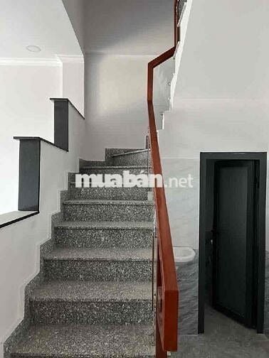 NHÀ ĐẸP 4Tầng, CHẲNG KHÁC GÌ MT, HIỆP THÀNH 43, Q12, DTSD 206m2,