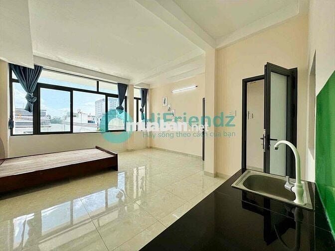 CHÍNH CHỦ STUDIO CỬA SỔ DIỆN TÍCH RỘNG, ĐƯỜNG LỚN 2 Oto