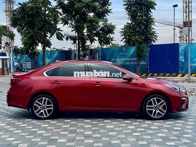 Kia Cerato 2019 1.6 AT Luxury chất khỏi bàn