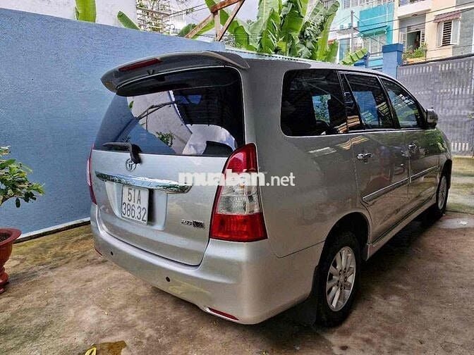 Toyota Innova 2012 2.0V - 280000 km
