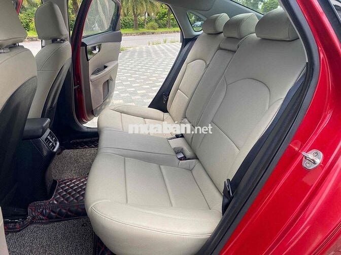Kia Cerato 2019 1.6 AT Luxury chất khỏi bàn