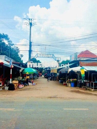 BÁN ĐẤT BÌNH DƯƠNG 300M2 " CẠNH CHỢ " .
