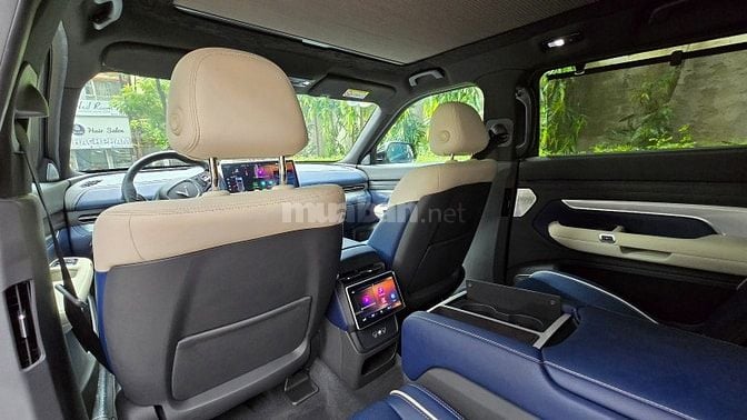 Chính chủ bán VF9 2023 Plus đi siêu ít