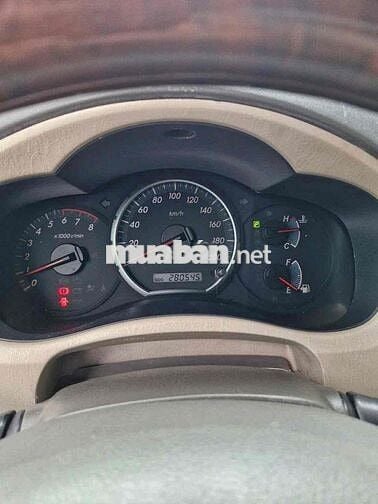 Toyota Innova 2012 2.0V - 280000 km