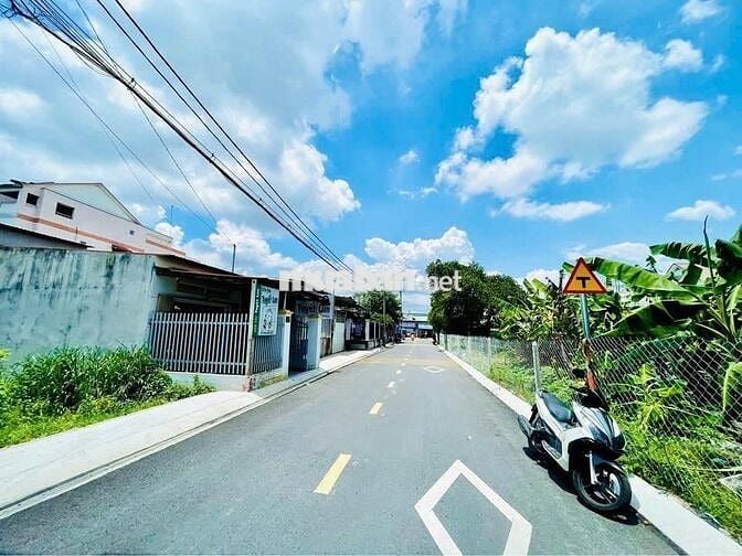 Bán đất Giồng Cát 5x18m, SHR, giá 1 tỷ 200 triệu