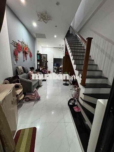 ☘Cho thuê nhà 2 tầng kiệt LÊ ĐÌNH LÝ gần Nguyễn Hoàng