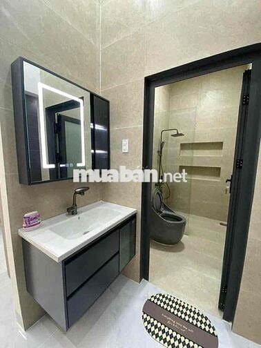 BÁN NHÀ MẶT TIỀN 1 TRỆT 1 LẦU SỔ RIÊNG VÀO Ở LIỀN