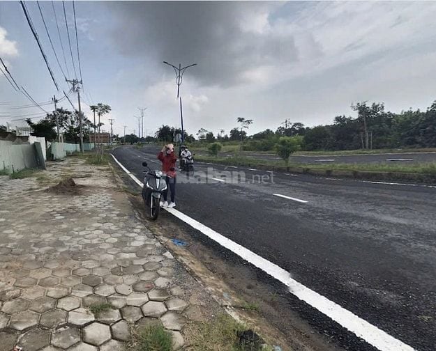 VỊ TRÍ VÀNG CƠ HỘI HIẾM CÓ TỪ CDT GIÁ F0 20TRIỆU/M2 MT ĐƯỜNG 42M VH2.5