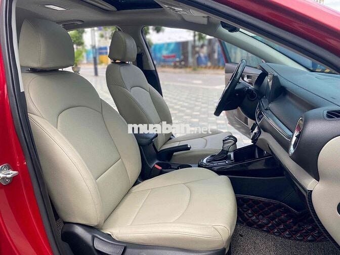 Kia Cerato 2019 1.6 AT Luxury chất khỏi bàn