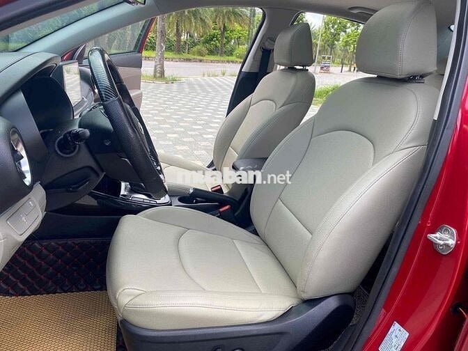 Kia Cerato 2019 1.6 AT Luxury chất khỏi bàn