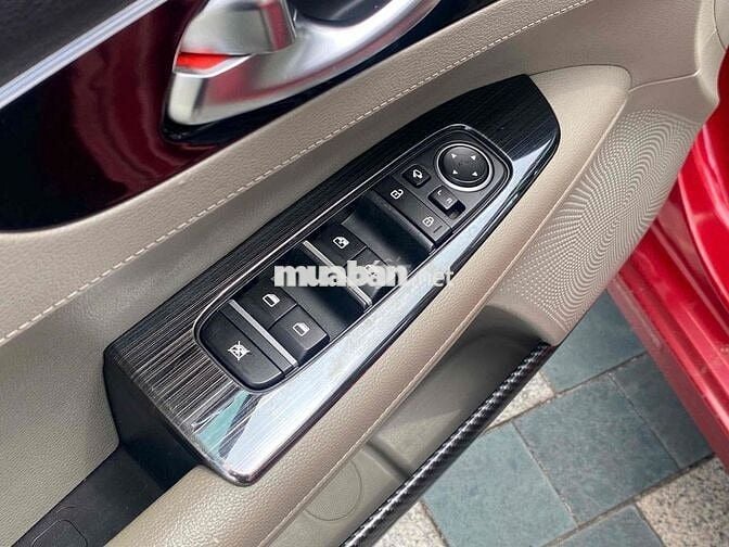 Kia Cerato 2019 1.6 AT Luxury chất khỏi bàn
