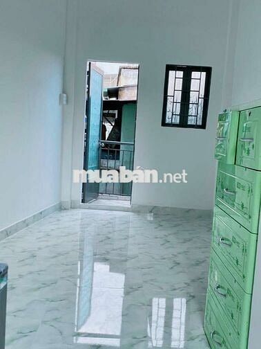 ĐẸP - Rẻ - Lạc Long Quân - Quận11 - Gần Đầm Sen
Chỉ : 2400000000
.