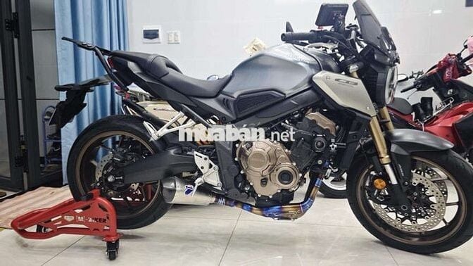 Honda CB650R 2022