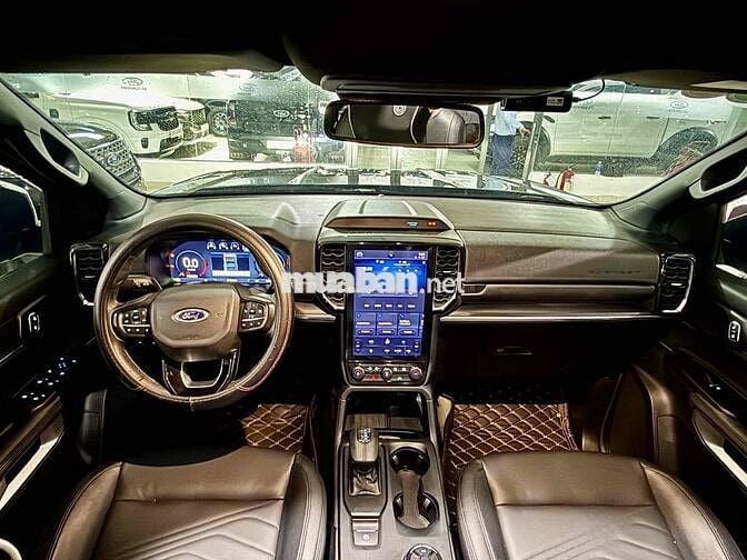 Everest 2 Cầu Xe Cũ Chính Hãng Ford Cam Kết và BH