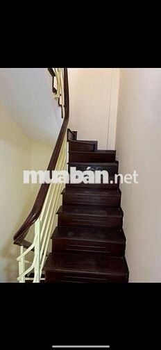 Cho thuê căn hộ ngõ phố hoa lư Hai bà trưng