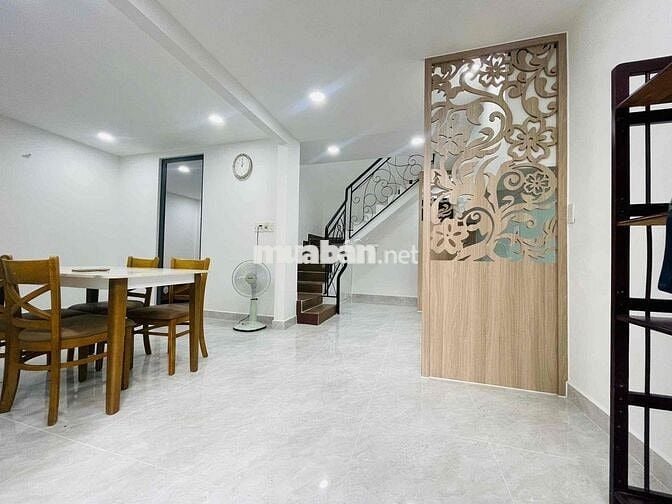 Nhà 1 trệt 2 lầu 63,1m2 trung tâm Phú Nhuận 119tr/m2 còn thương lượng