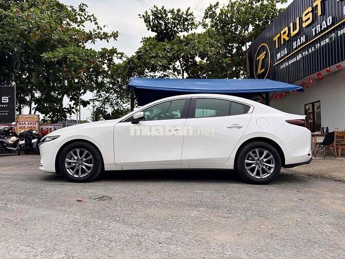 Mazda 3 2022 1.5L Luxury - 23000 km, 1 chủ xe đẹp