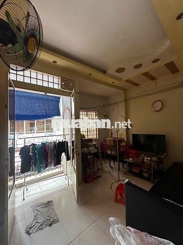Nhà Đẹp 2 Tầng — Gần Cây Keo Tô Hiệu Hoàng Thiều Hoa ( 4m x 12m): Đông