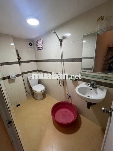 Cho thuê căn hộ ngõ phố hoa lư Hai bà trưng