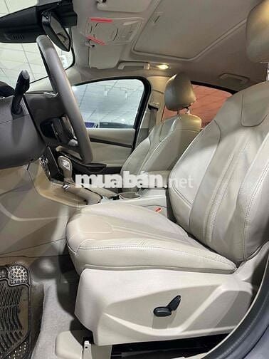 Ford Focus 2015 Titanium 2.0 AT - 76000 km