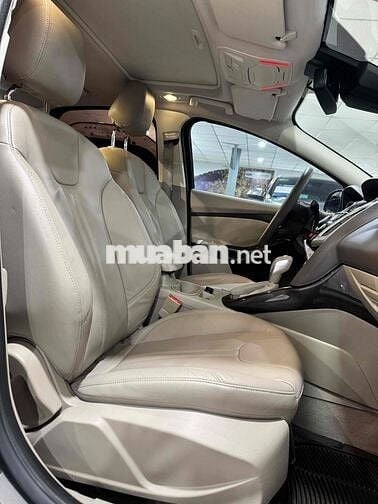 Ford Focus 2015 Titanium 2.0 AT - 76000 km