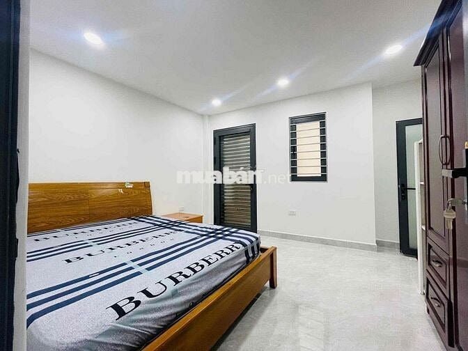 Nhà 1 trệt 2 lầu 63,1m2 trung tâm Phú Nhuận 119tr/m2 còn thương lượng