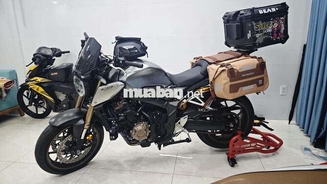 Honda CB650R 2022