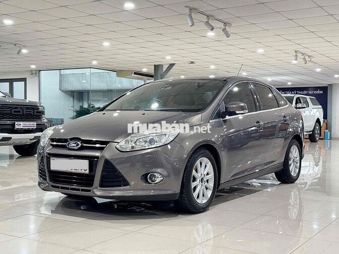 Ford Focus 2015 Titanium 2.0 AT - 76000 km