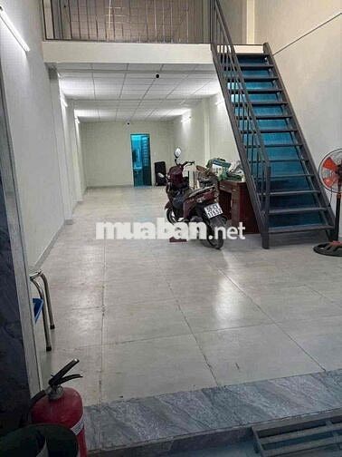 nhà 4x20m trệt trống suốt có gác lửng, hẻm 5m thông