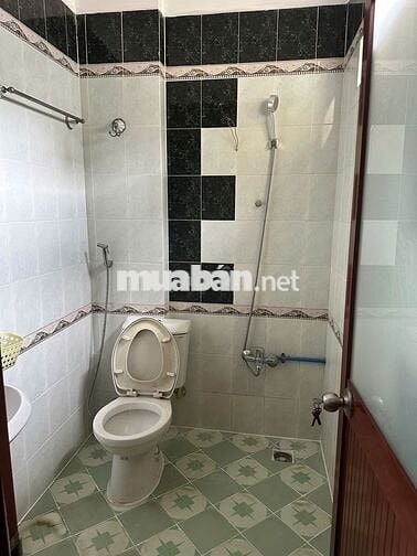 SHARE PHÒNG NHÀ NGUYÊN CĂN 30M2 NHÀ VỆ SINH RIÊNG FULL NỘI THẤT