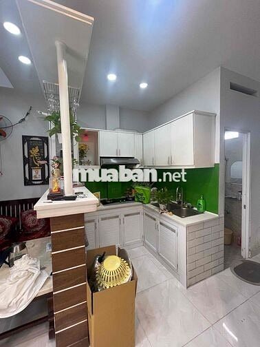 Cần cho Thuê nhà nguyên căn Quận 4